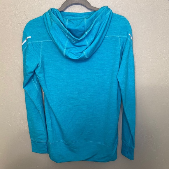 NIKE Women’s Dri-Fit Wool StayWarm Training Hoodie - Picture 2 of 5